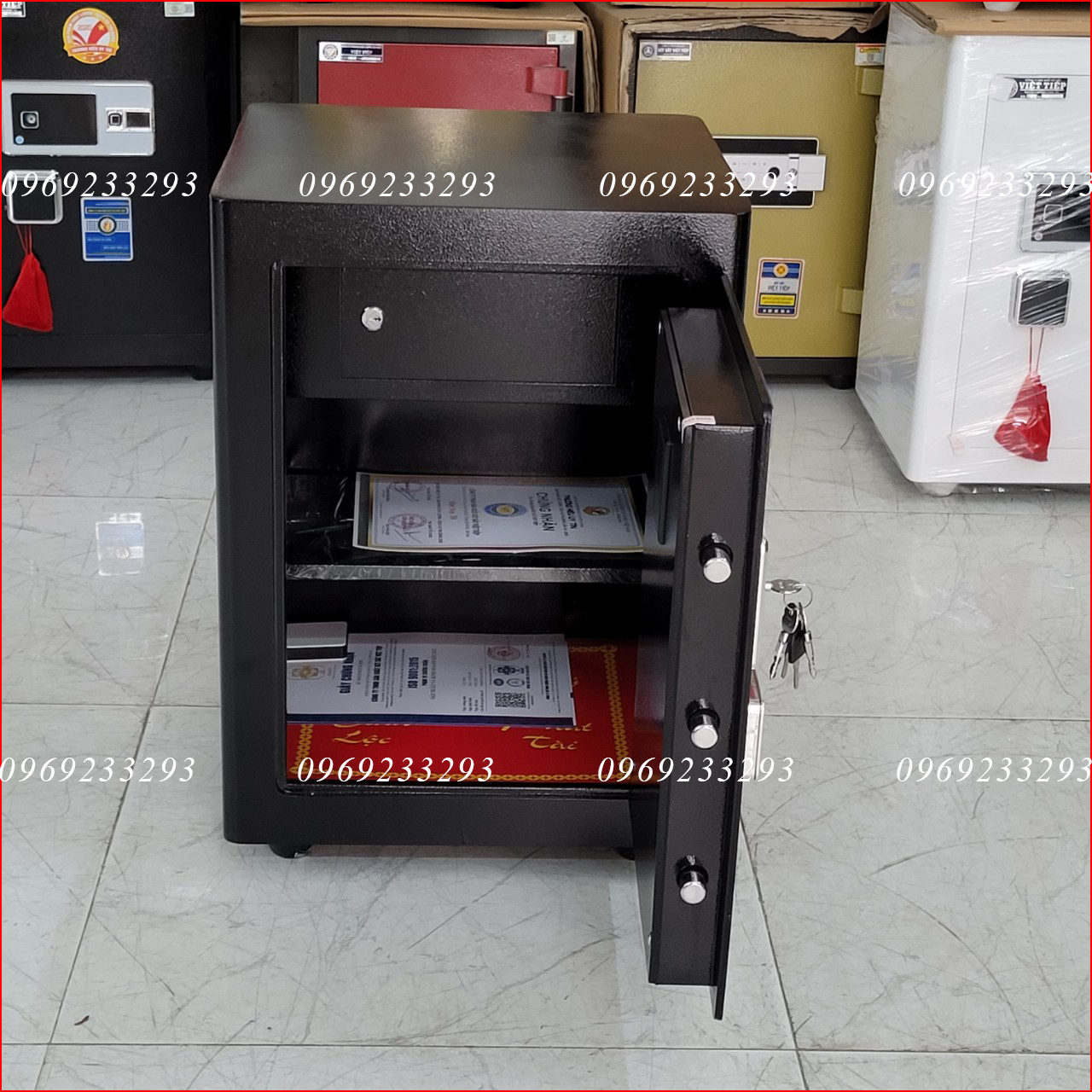 ☎Zalo: 0969233293 🌎Website: ketsatviettiepbacninh.com 🌱Fanpage: https://www.facebook.com/ketsatbacninh/ 📌YouTube: https://www.youtube.com/@ketsatbacninh99 🍄Tiktok: https://www.tiktok.com/@ketsatbacninh 🏠Đại Lý Két Sắt Uy Tín Tại Bắc Ninh. Két Sắt Bắc Ninh, Két Sắt Việt Tiệp Bắc Ninh